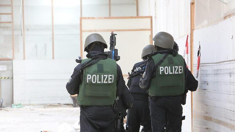 Großübung der Bundespolizei in Mainleus. Foto: Barbara Herbst
