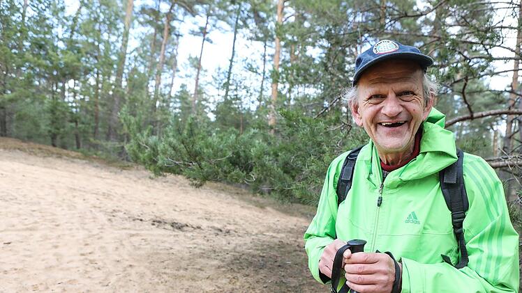Unterwegs auf unserer Dünenwanderung mit Andi Schettler. Foto: Barbara Herbst
