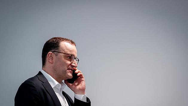 Gremiensitzungen und Statements der Bundesparteien