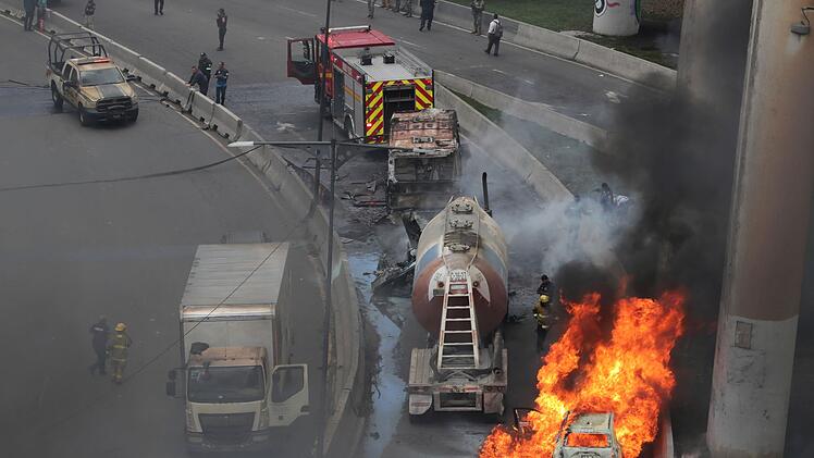 Explosion von Tankwagen in Mexiko