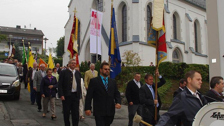 Die KAB Wilhelmsthal bei der Kirchenparade.