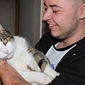 Kater Ricky lebt bereits seit 15 Jahren bei Ben in Trieb. Als Ben begann, Testosteron zu nehmen, hat Ricky ihn zunächst nur noch angegriffen. Fotos: Cindy Dötschel/privat
