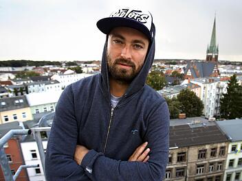 Der Rapper Marteria tritt bei Rock im Park 2017 auf. Foto: Bernd Wüsteneck/dpa