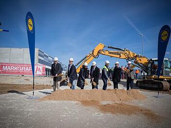 Spatenstich zur Lidl-Erweiterung in Eggolsheim Foto: Michael Daug