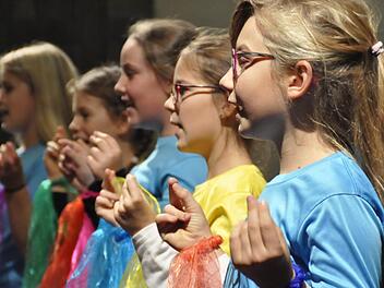 Sie waren die absoluten Stars - die Kinder vom Projekt-Kinderchor der Sängergruppe Bad Kissingen. Foto: Peter Klopf