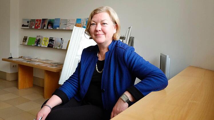 Ellen Seifermann freut sich auf die vielen Ausstellungen in der Kunsthalle zum 50. Geburtstag des zeitgenössischen Kunsttempels in diesem Jahr.  Foto: Nikolas Pelke