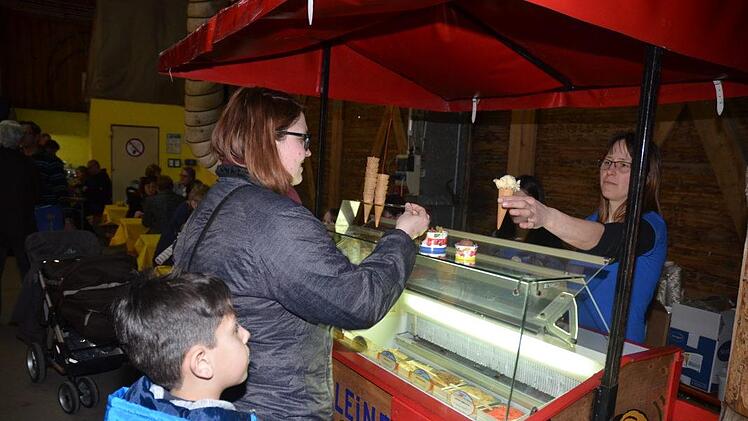 Das Hoffest bietet für klein und groß viel Spaß, Unterhaltung und Genuss. Foto: K.- H. Hofmann