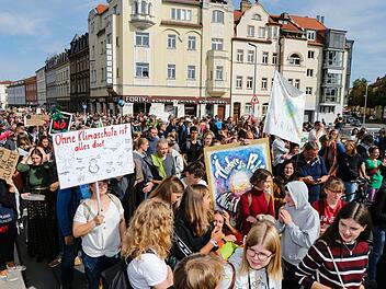 Am 20. September 2019 haben in über 30 fränkischen Städten Menschen für Klimaschutz - wie hier in Bamberg. Foto: Matthias Hoch