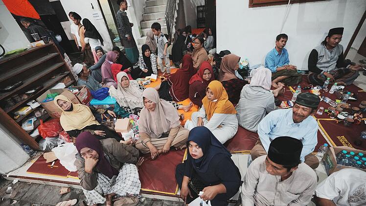Internat in Indonesien eingestürzt