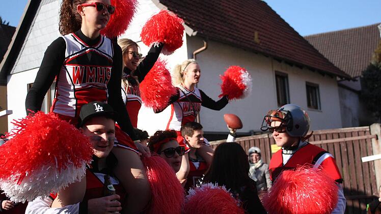 Eindrücke vom Faschingszug in Steinach.  Foto: Robert Huger