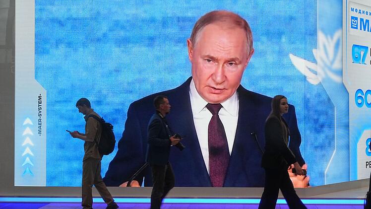 Wirtschaftsforum in St. Petersburg