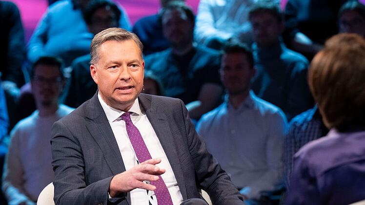 Der CSU-Bundestagsabgeordnete Stephan Mayer hat bei Sandra Maischberger über die Stadtbild-Aussage von Friedrich Merz gesprochen.