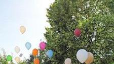 Auf viel Interesse stieß der Luftballon-Wettbewerb bei den Kindern. Foto: privat