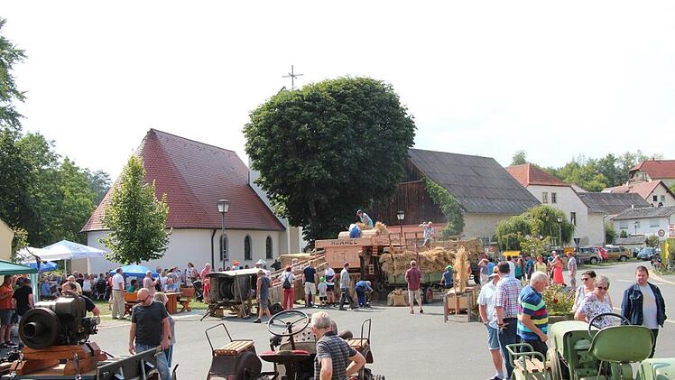Viele historische Technikschätzchen erfreuten die Festbesucher. Foto: Franz Böhmer
