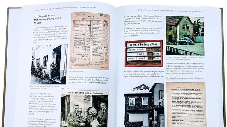 Blick in das reich bebilderte Buch "Die Postgeschichte von Burkardroth und Umgebung".  Foto: Marc Niedermeier