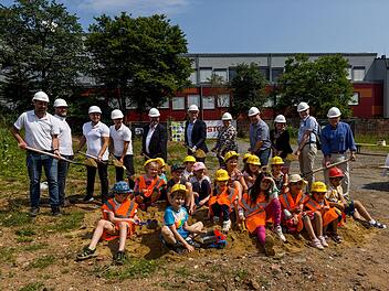 Bad Kissingen: Spatenstich f&uuml;r den Bau des neuen Theresien-Kindergartens erfolgt